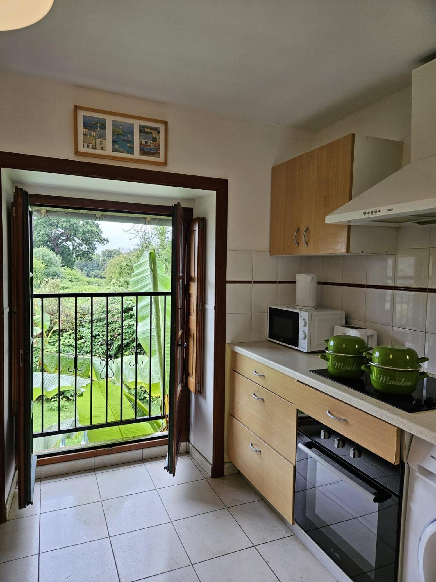 L'Auberge De La Porte Saint-Jouan-des-Guérets Kamer foto